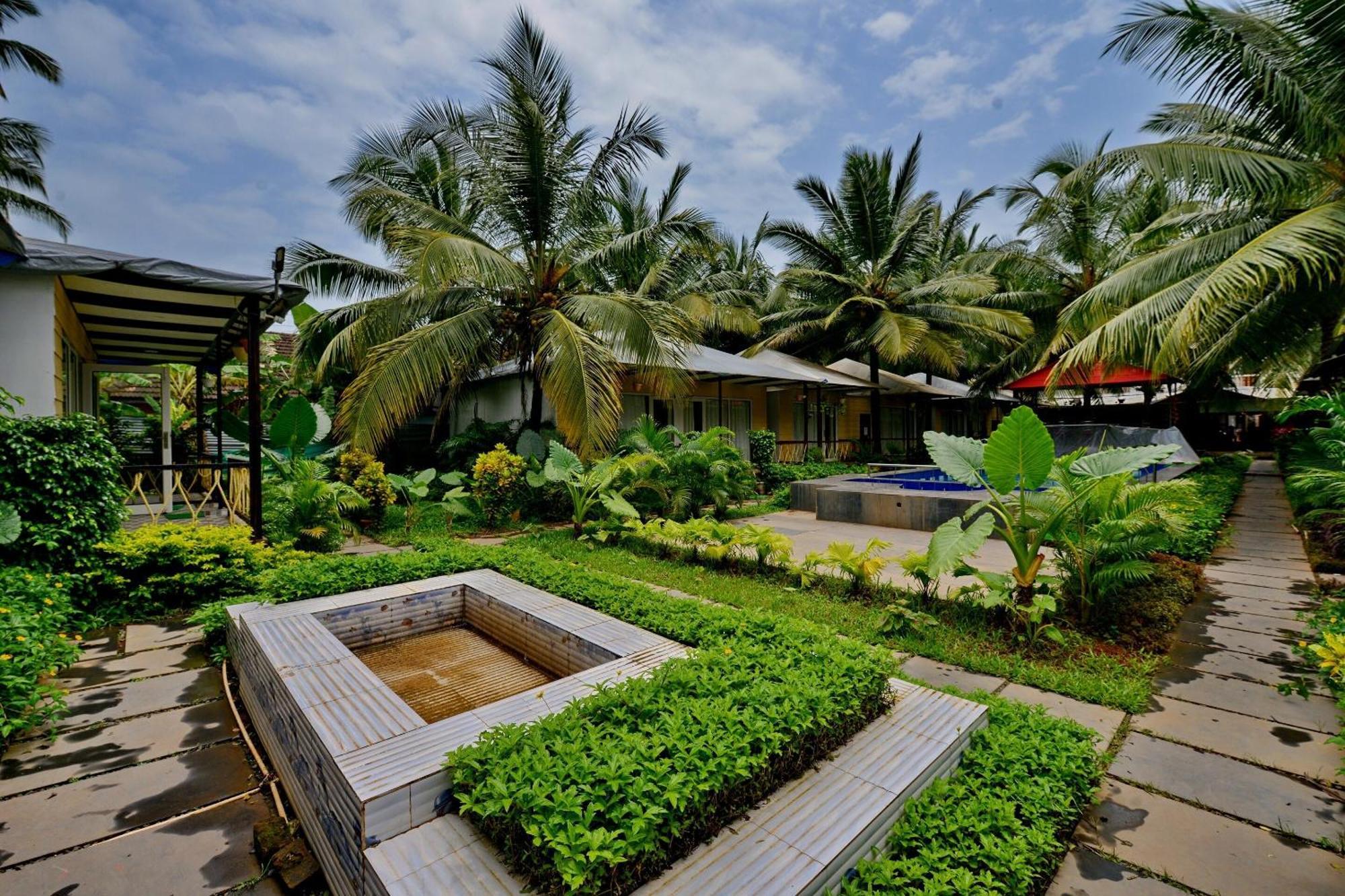 Collection O Retreat Morjim Resort Exterior foto